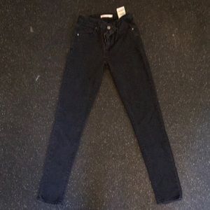 Levi’s 721 lightly worn jeans